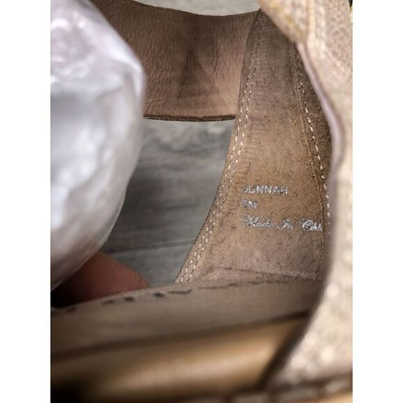 Donald Pliner Junnah Gold Metallic Leather Ankle Strap Heel Sandals Women 5M US - Picture 14 of 16